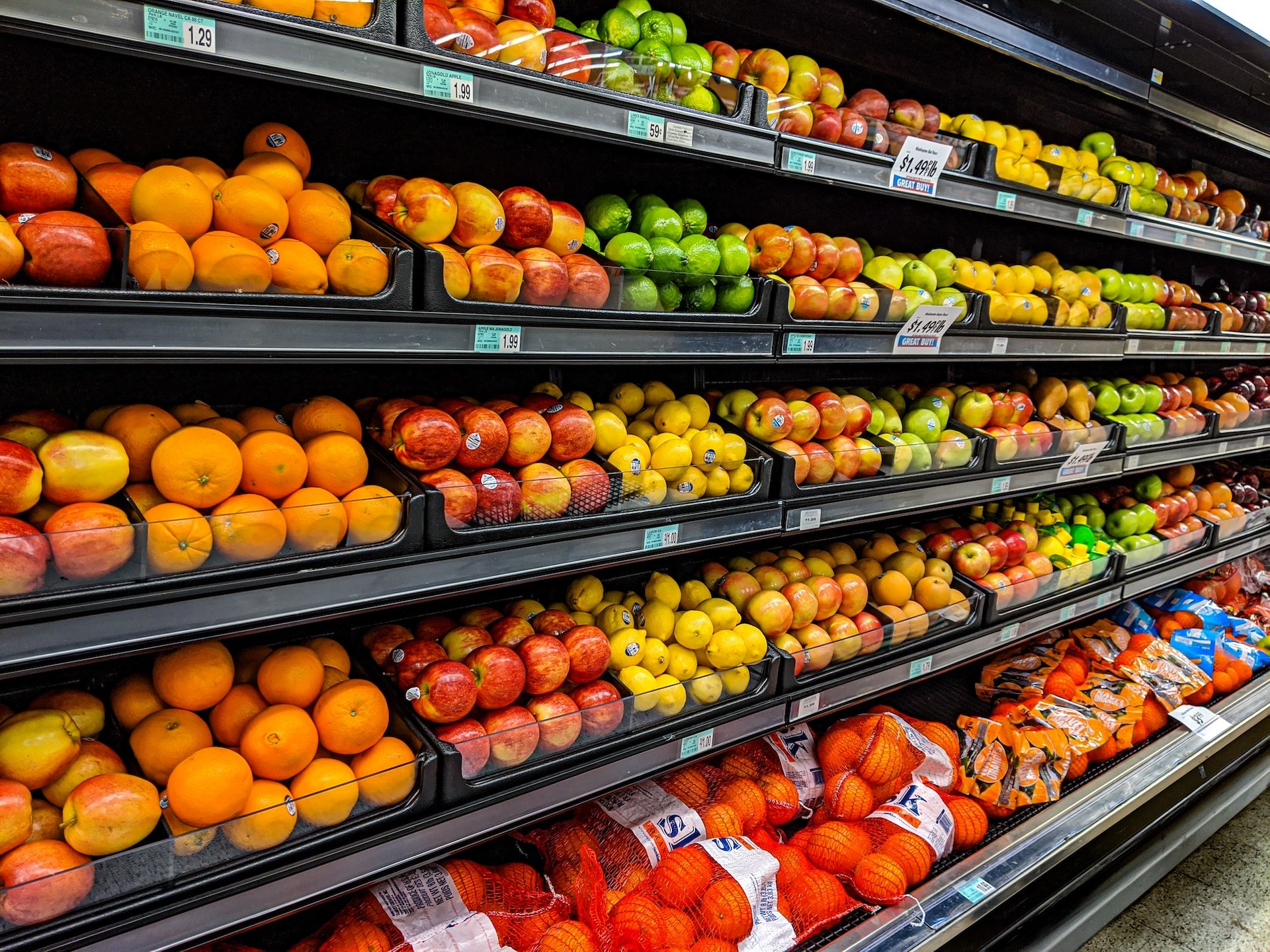 Consejos para hacer una compra vegana económica en el supermercado