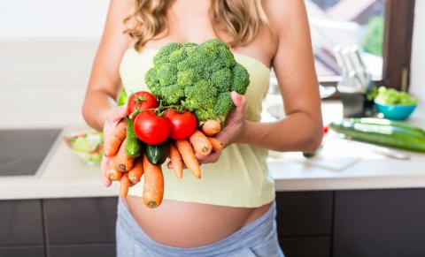 Consejos para una alimentación vegana durante el embarazo